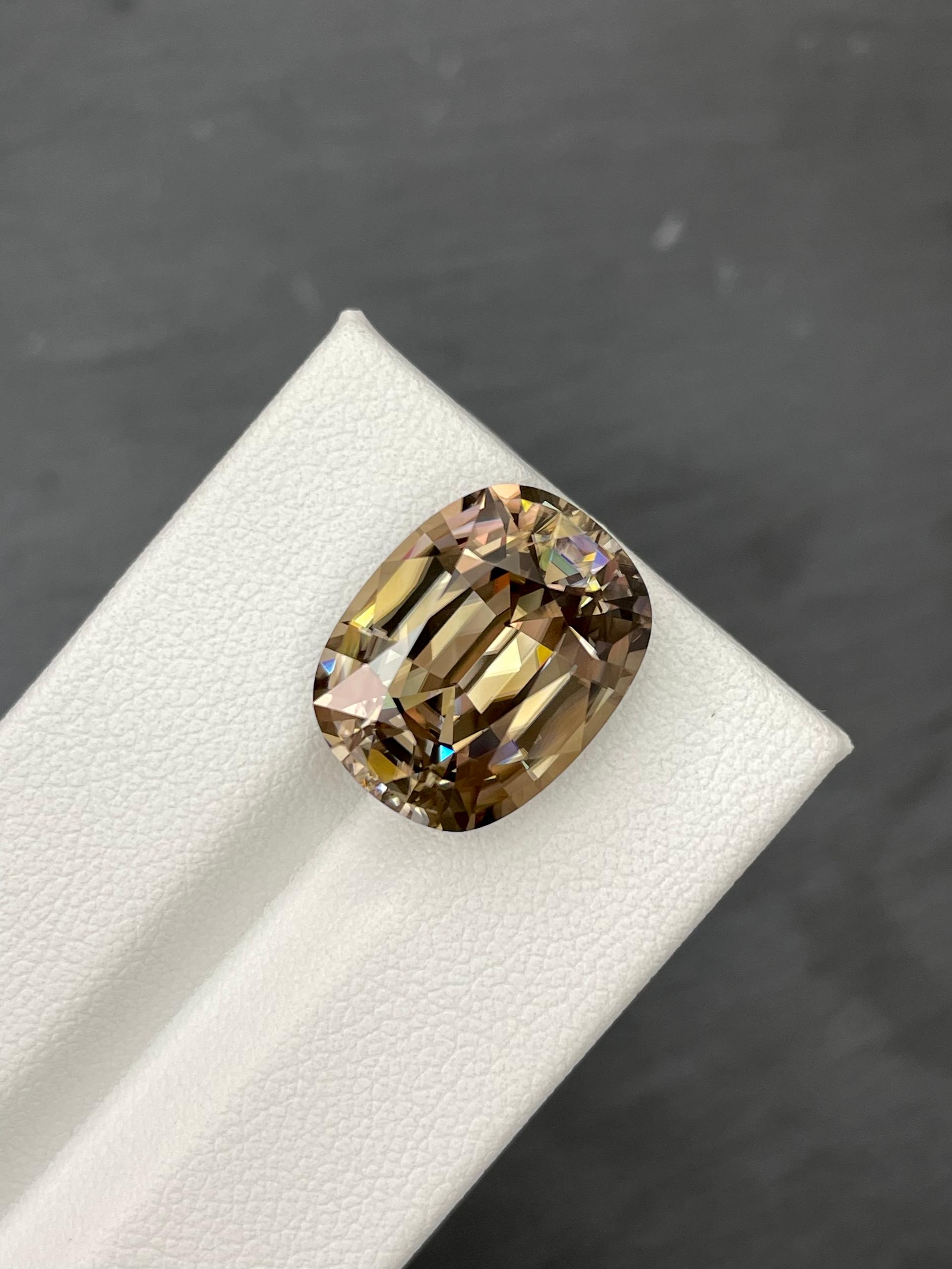 tan zircon, 19.64ct cushion cut — view 5