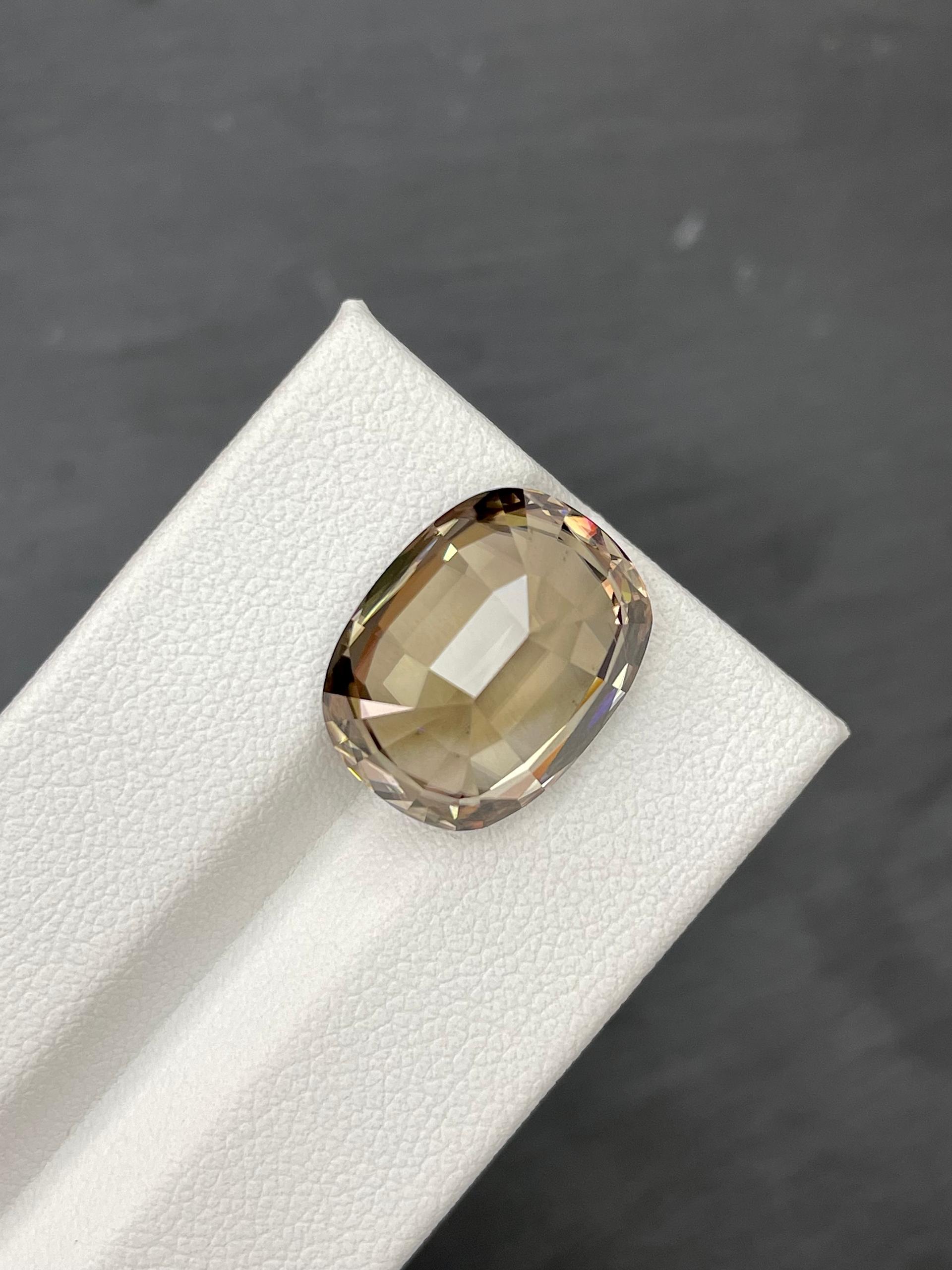 tan zircon, 19.64ct cushion cut — view 6