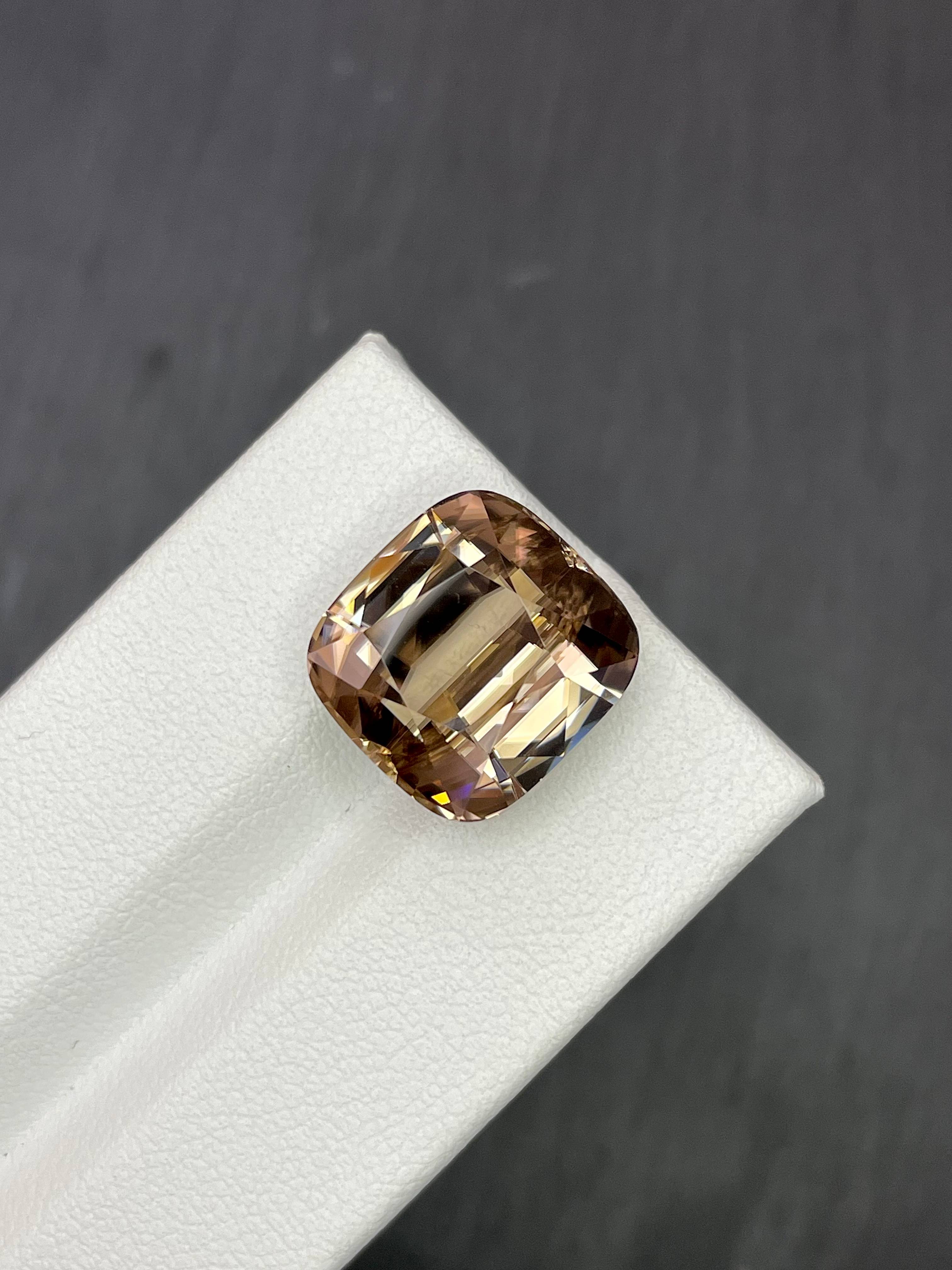 tan zircon, 21.64ct cushion cut — view 5