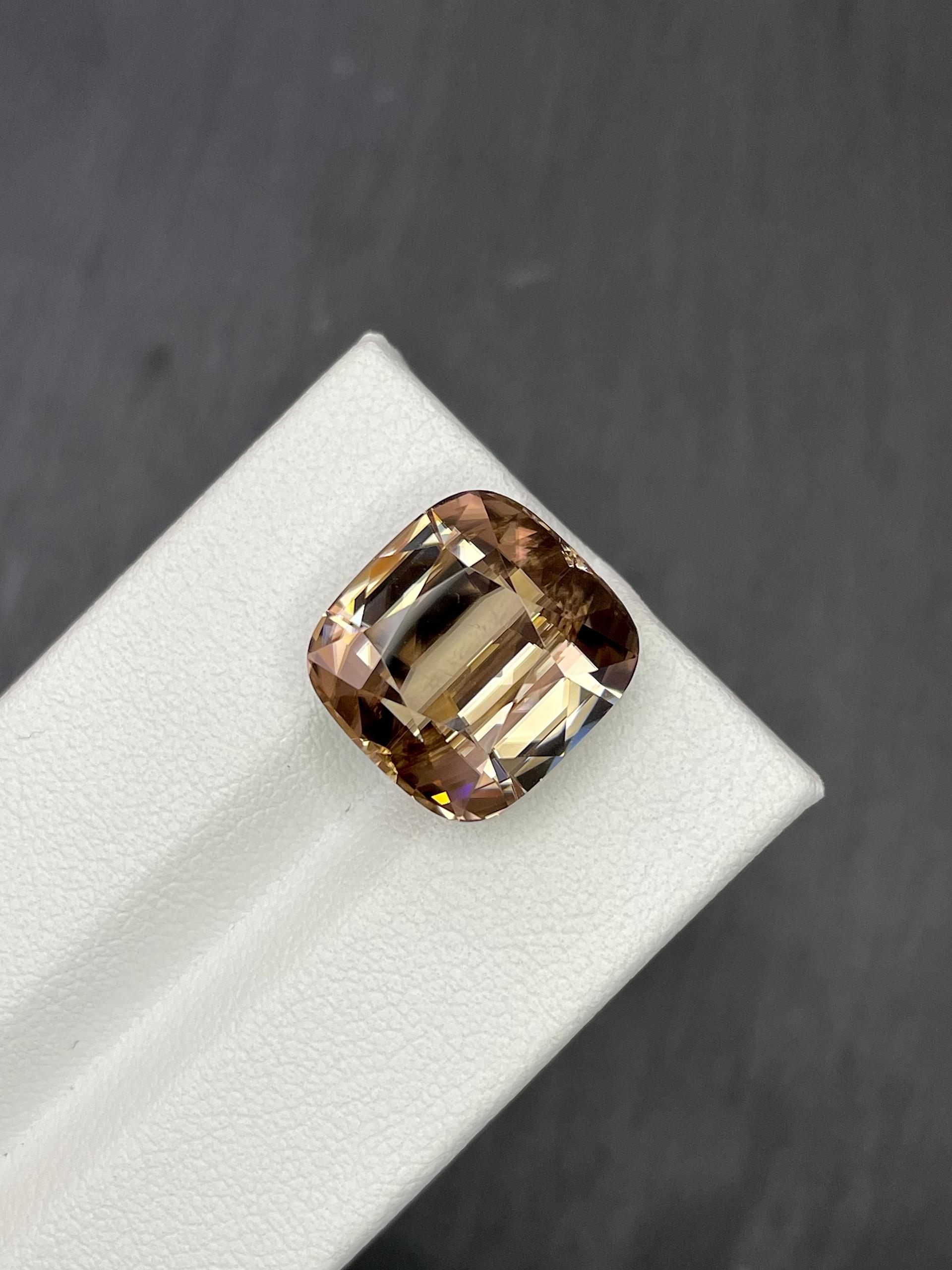 tan zircon, 21.64ct cushion cut — view 5