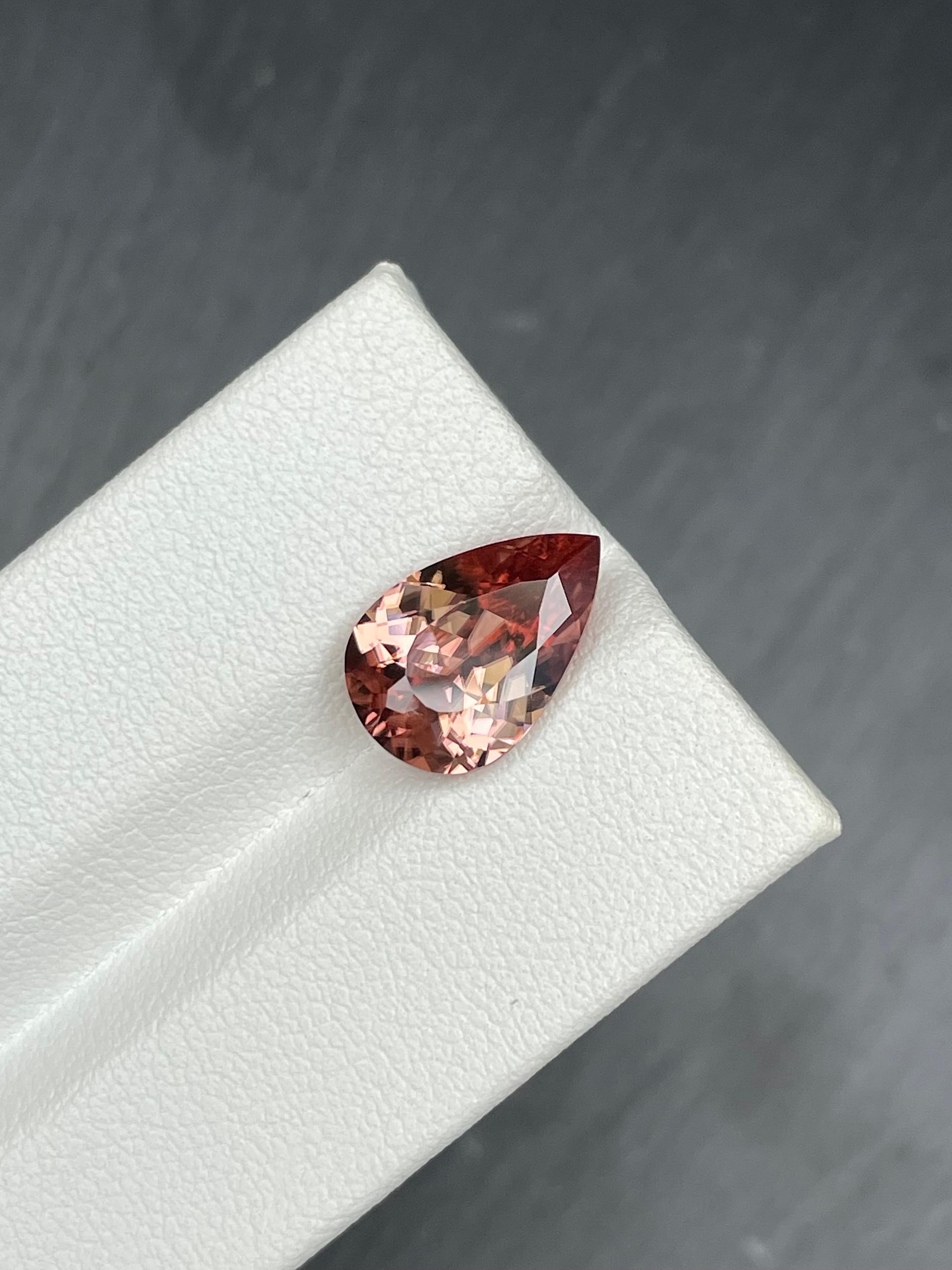 pink zircon, 4.93ct pear cut — view 5
