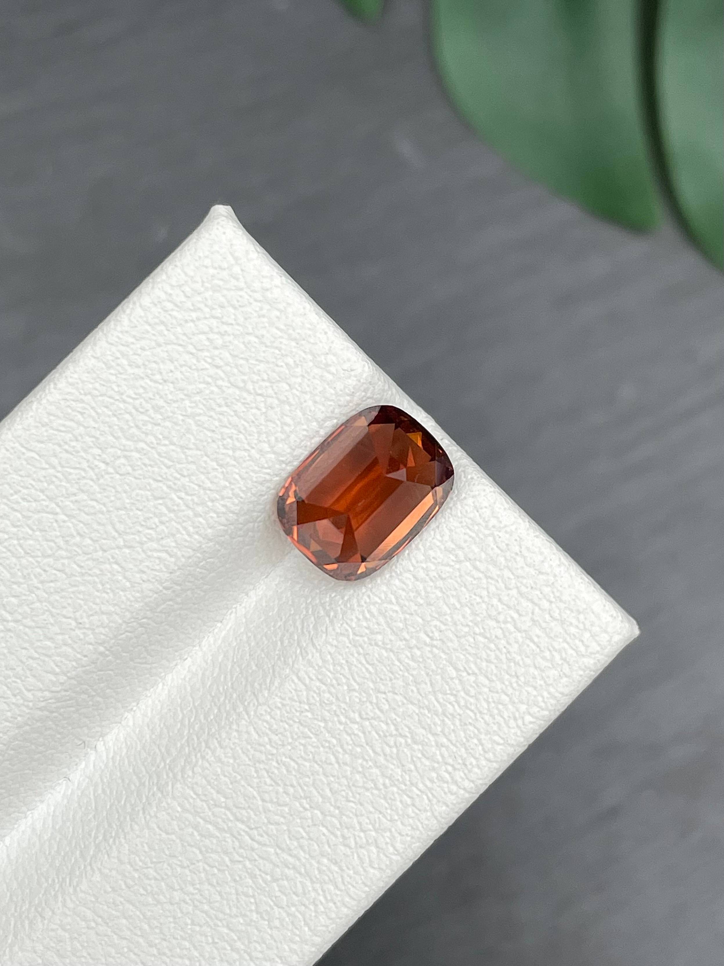orange orange zircon, 4.44ct cushion cut — view 6