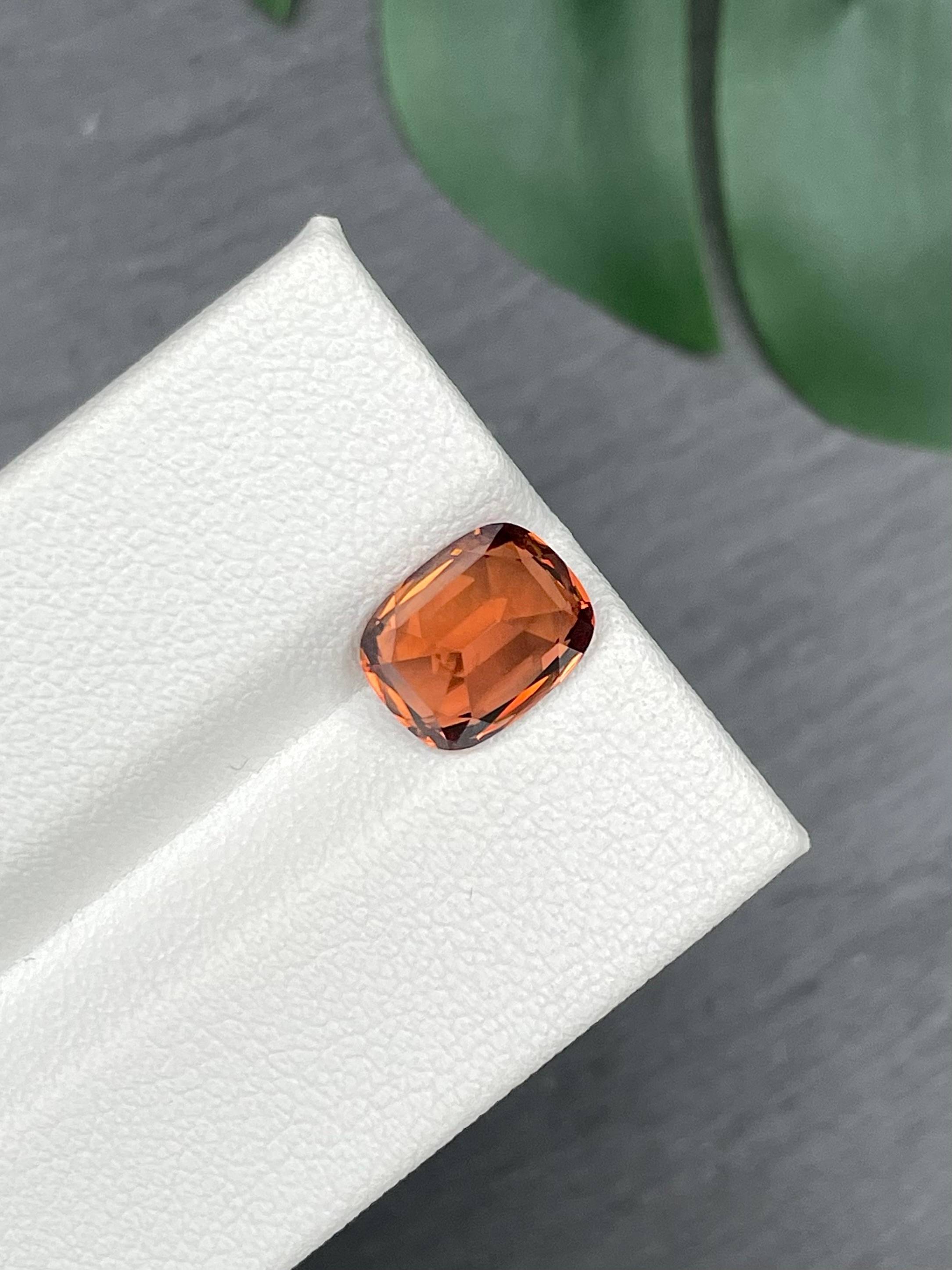 orange orange zircon, 3.44ct cushion cut — view 6